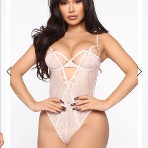 Blush Lace Teddy ♥️